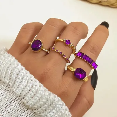 Vintage Purple Rhinestone 5 Pieces Ring Set